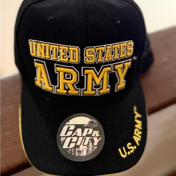 Military Caps - Picture 1 of 9